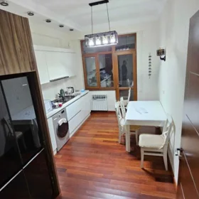 In Baku 147.0 m² apartment is for rent - Image 5