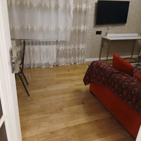 In Baku 60.0 m² apartment is for rent - Image 2
