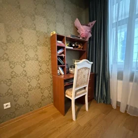 In Baku 110.0 m² apartment is for sale - Image 3