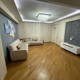 In Baku 118.0 m² apartment is for rent - Image 2
