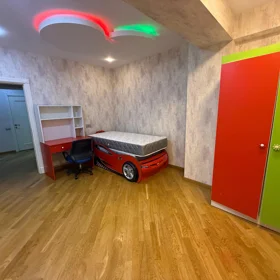 In Baku 118.0 m² apartment is for rent - Image 4