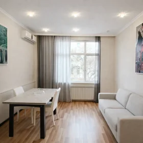 In Baku 105.0 m² apartment is for sale - Image 2
