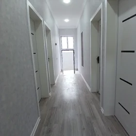 In Khirdalan 90.0 m² house with 3.0 rooms is for sale - Image 3