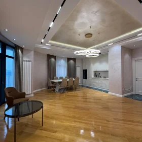 In Baku 130.0 m² apartment is for rent - Image 5