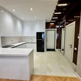 In Baku 80.0 m² apartment is for rent - Image 4