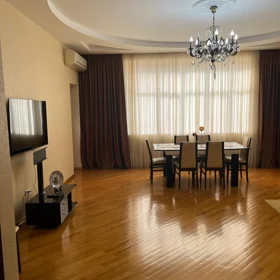 In Baku 160.0 m² apartment is for rent - Image 2