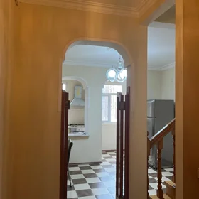 In Baku 100.0 m² apartment is for rent - Image 4