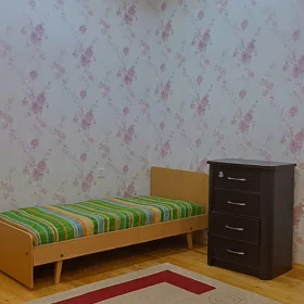 In Baku 110.0 m² house with 2.0 rooms is for rent - Image 3