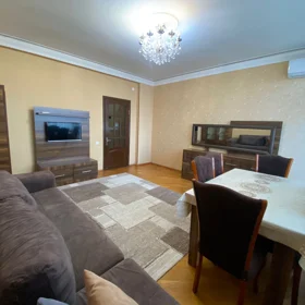 In Baku 90.0 m² apartment is for sale - Image 5