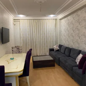 In Baku 70.0 m² apartment is for sale - Image 3