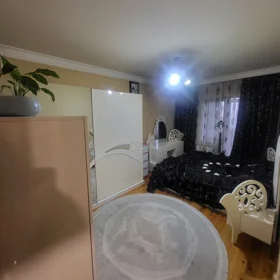 In Baku 75.0 m² apartment is for rent - Image 3