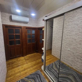 In Baku 75.0 m² apartment is for rent - Image 5