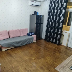 In Baku 70.0 m² apartment is for rent - Image 2
