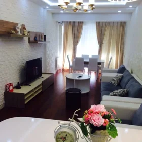 In Baku 120.0 m² apartment is for rent - Image 2