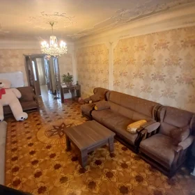 In Baku 80.0 m² apartment is for sale - Image 2