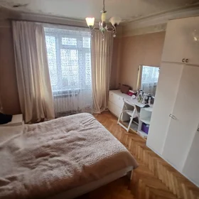 In Baku 80.0 m² apartment is for sale - Image 4