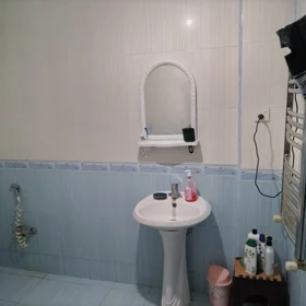 In Baku 69.0 m² apartment is for rent - Image 5