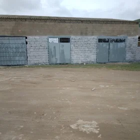 In Baku 180.0 m² commercial is for rent - Image 2