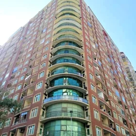 In Baku 117.0 m² apartment is for sale - Image 2