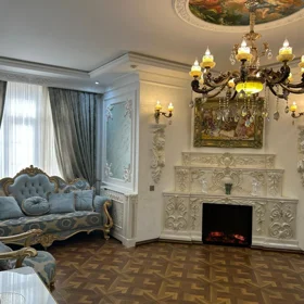 In Baku 160.0 m² apartment is for sale - Image 3
