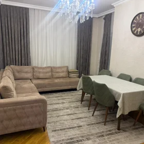 In Baku 80.0 m² apartment is for rent - Image 2