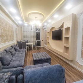 In Baku 125.0 m² apartment is for rent - Image 4