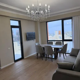 In Baku 80.0 m² apartment is for rent - Image 3