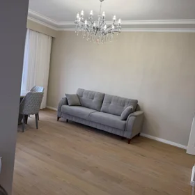 In Baku 80.0 m² apartment is for rent - Image 5