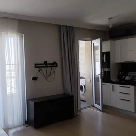 In Baku 70.0 m² apartment is for rent - Image 3