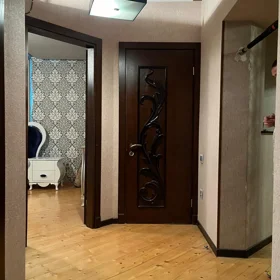 In Baku 70.0 m² apartment is for rent - Image 3