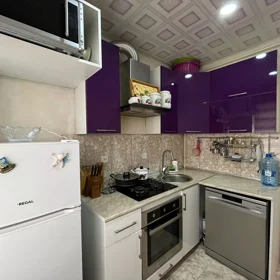 In Baku 70.0 m² apartment is for sale - Image 5