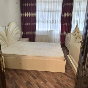 In Baku 110.0 m² apartment is for rent - Image 4