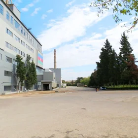 In Baku 1000.0 m² commercial is for rent - Image 3