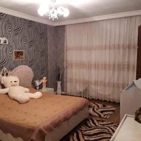In Baku 130.0 m² apartment is for rent - Image 4
