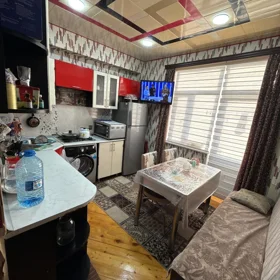 In Baku 65.0 m² apartment is for sale - Image 4