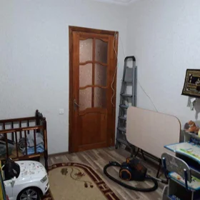 In Baku 130.0 m² apartment is for rent - Image 3
