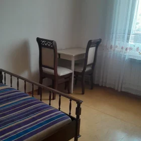 In Baku 60.0 m² apartment is for rent - Image 3