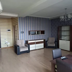 In Baku 75.0 m² apartment is for rent - Image 2