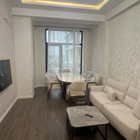 In Baku 65.0 m² apartment is for rent - Image 2