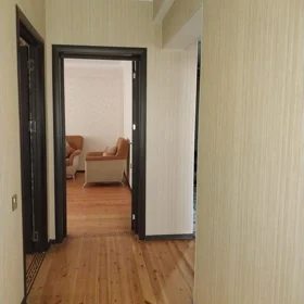 In Baku 135.0 m² apartment is for rent - Image 3