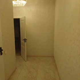 In Baku 70.0 m² apartment is for rent - Image 4