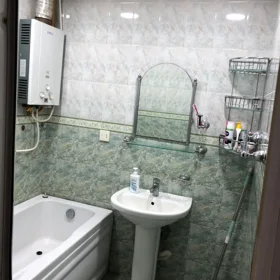 In Baku 60.0 m² apartment is for rent - Image 3