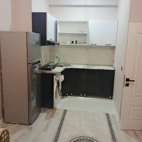 In Baku 70.0 m² apartment is for rent - Image 2