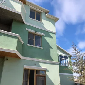 In Baku 360.0 m² house with 7.0 rooms is for sale - Image 2