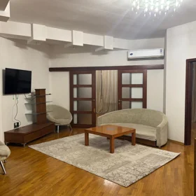 In Baku 95.0 m² apartment is for rent - Image 2