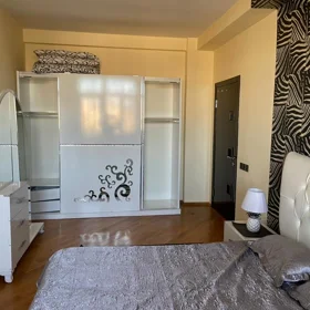 In Baku 105.0 m² apartment is for rent - Image 5