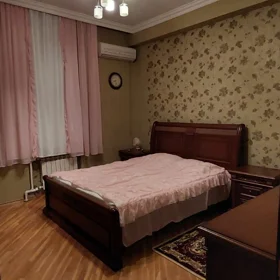 In Baku 120.0 m² apartment is for rent - Image 2