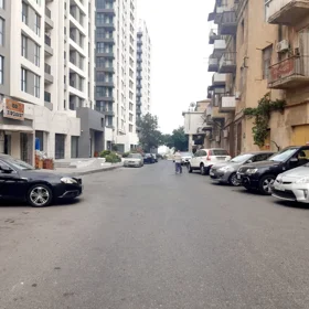 In Baku 75.0 m² apartment is for sale - Image 5