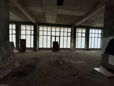In Baku 325.0 m² commercial is for rent - Image 2