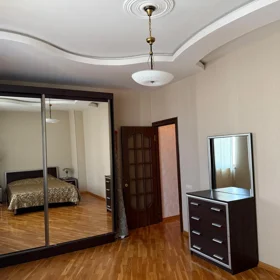In Baku 160.0 m² apartment is for rent - Image 2